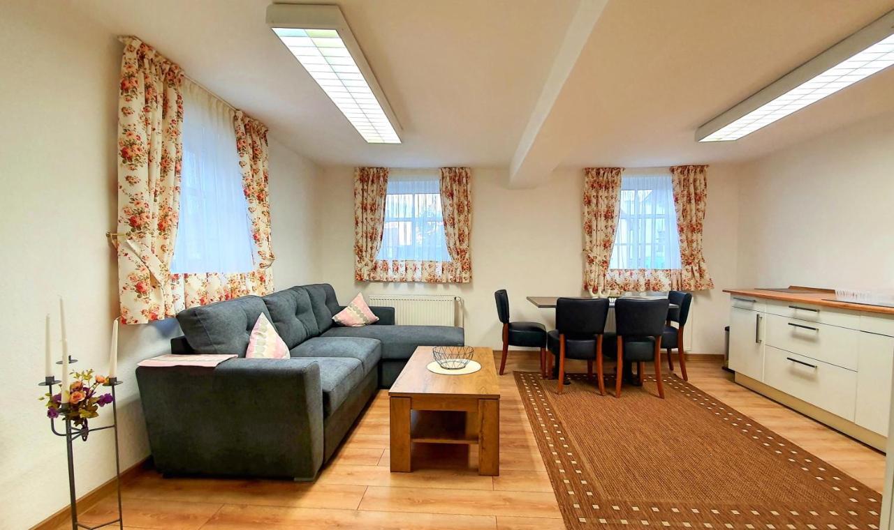 Zur Krone - Ferienhaus 2 Widdershausen Bagian luar foto